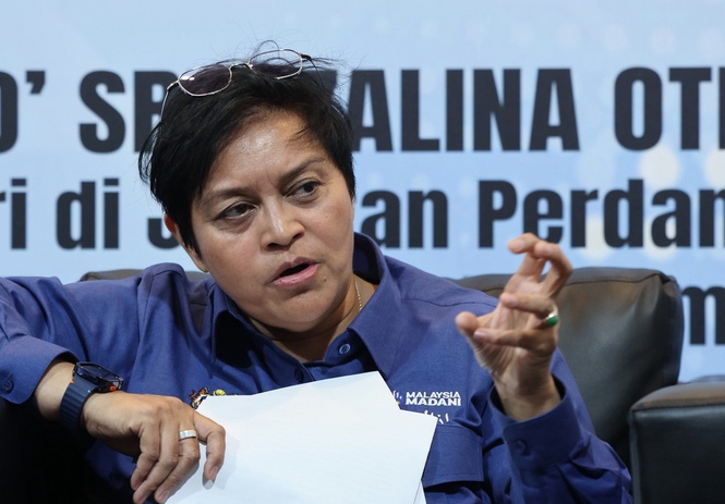 Image from: Punish AI abuse fairly regardless political affiliation: Azalina on Anthropic findings