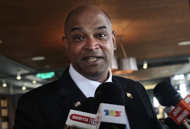 Image from: Anwar, Vijay tidak bertemu akibat jadual padat: Ramanan