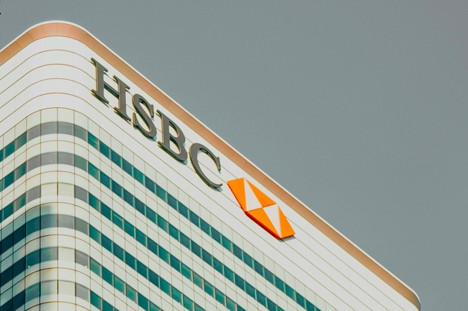 Image from: Langkah penjimatan kos? HSBC maklumkan lebih 100 kakitangan di Malaysia mengenai ‘pemindahan’ ke Accenture