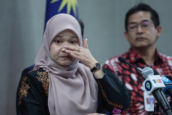 Image from: Fadhlina nafi dakwaan Irene Sofiya diseret dari surau ke dewan sekolah