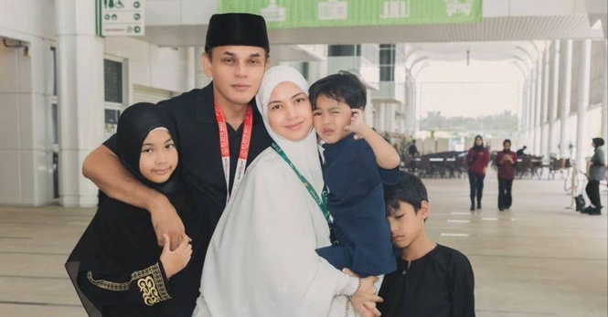 Image from: Lisa Surihani berlepas ke Makkah, mohon dipermudahkan ibadah haji