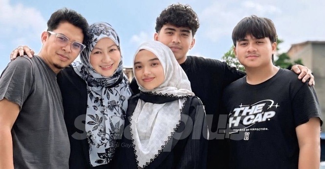 Image from: 'Abahnya berat mulut...' Abby Abadi luang masa bersama 3 anak tiri, dedah kasih sayang suami tersimpan dalam doa