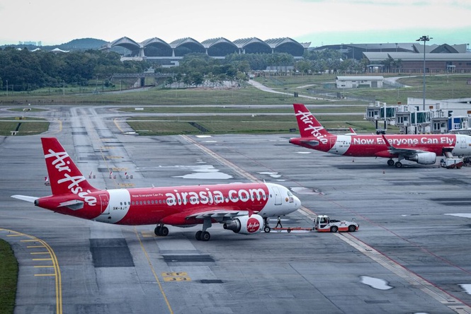Image from: Letusan Anak Krakatau: AirAsia batal, jadual semula penerbangan