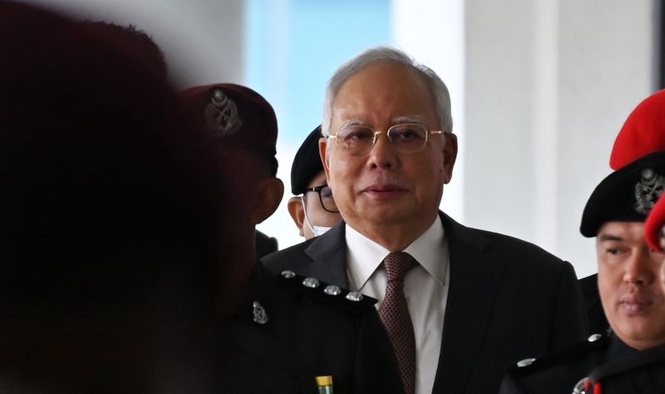 Image from: Hakim tegur peguam Najib mohon tangguh prosiding
