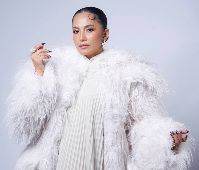 Image from: Haiza sahut cabaran Siti Nurhaliza