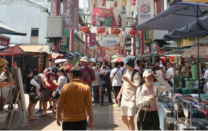 Image from: Rakyat Malaysia berdepan Oktober tanpa cuti umum