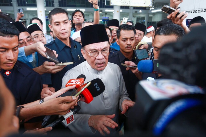Image from: Tutup segera sekolah, pejabat di kawasan terjejas jerebu – PM