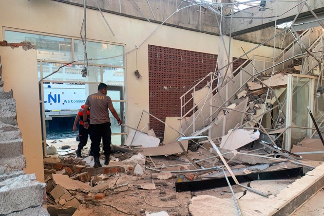Image from: Korban gempa bumi Indonesia meningkat 20 orang