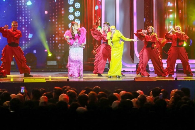 Image from: AJL40: Amelina ‘belanja’ gelek, Ziana Zain vokal padu