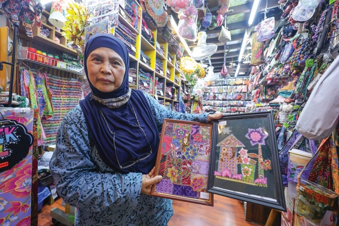 Image from: Merdekakan pemikiran anggap produk batik kelas rendah