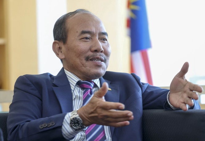 Image from: ‘Sudah 69 tahun merdeka, tak malukah masih lagi ambil ‘duit’?’