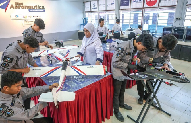 Image from: RM75,000 perkasa bakat aeroangkasa pelajar