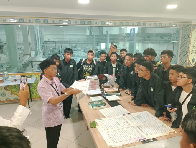 Image from: 36 pelajar Indonesia sertai Program Pemerkasaan Bahasa Arab di Malaysia