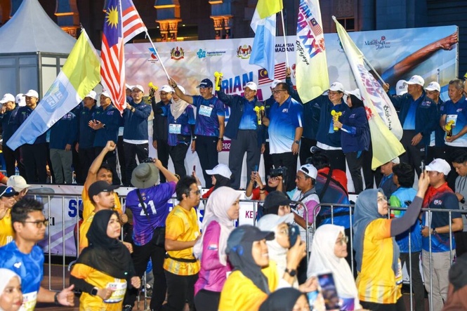 Image from: 15,000 penjawat awam laksana Hari Bekerja Hibrid setiap hari – KPPA