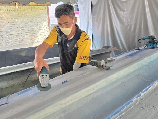 Image from: OKU sebelah tangan hasilkan bot fiber
