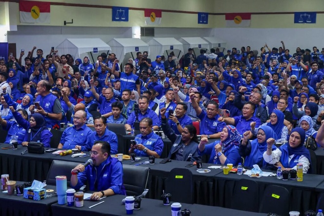 Image from: BN-PN boleh bentuk kerajaan Negeri Sembilan – Asyraf Wajdi