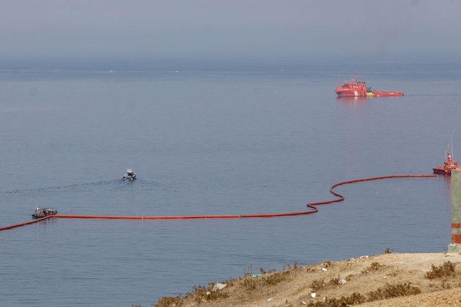 Image from: Sepanyol pasang penghadang laut terapung halang kemasukan pendatang