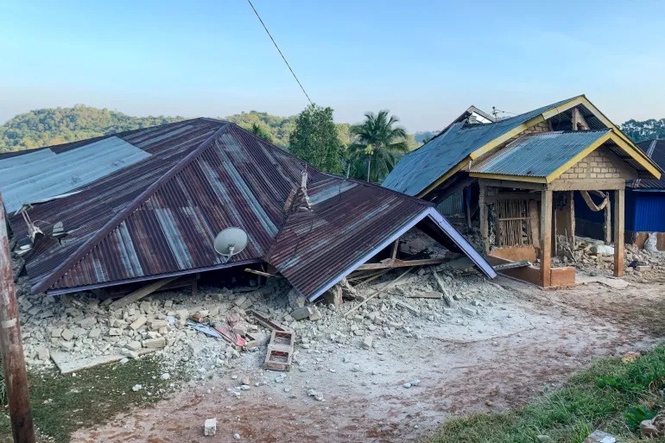 Image from: Gempa kuat 7.7 magnitud di Indonesia ragut dua nyawa