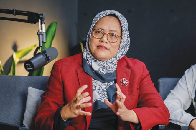 Image from: Srikandi tetap setia, Bersatu perlu bangkit