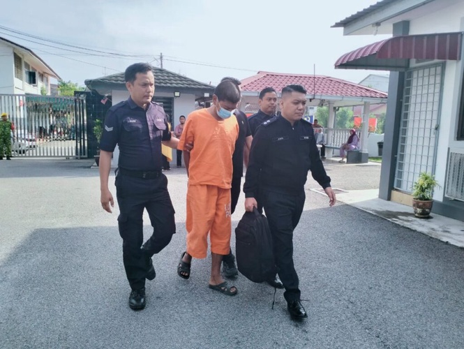 Image from: Ugut bunuh isteri, bekas polis didenda RM4,500