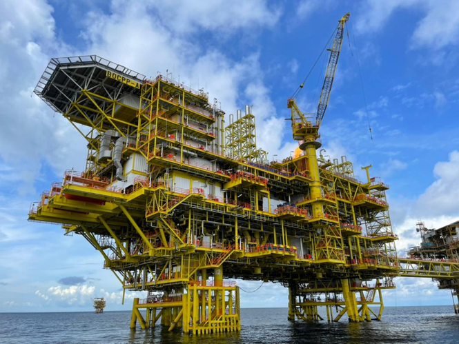 Image from: Harga minyak tinggi, sokong sektor O&G kekal positif