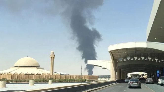 Image from: Tangki minyak Aramco di Riyadh terbakar akibat serangan Houthi