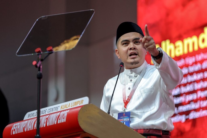 Image from: ‘Kamu fikir orang UMNO ini boneka kamu?’ – Akmal Saleh