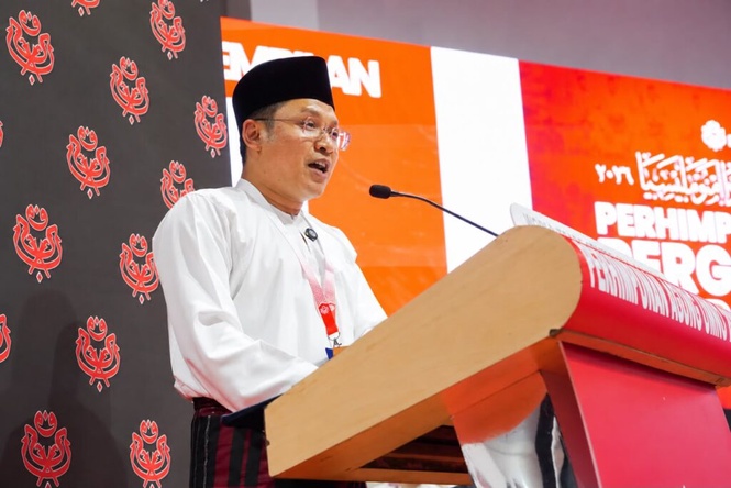 Image from: Kerjasama dengan PH sementara, UMNO perlu bebas tentukan hala tuju