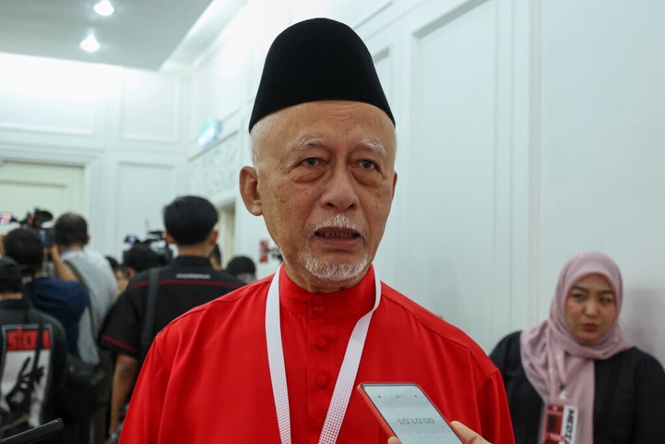 Image from: Ucapan Zahid isyarat ‘perang’ – Veteran UMNO