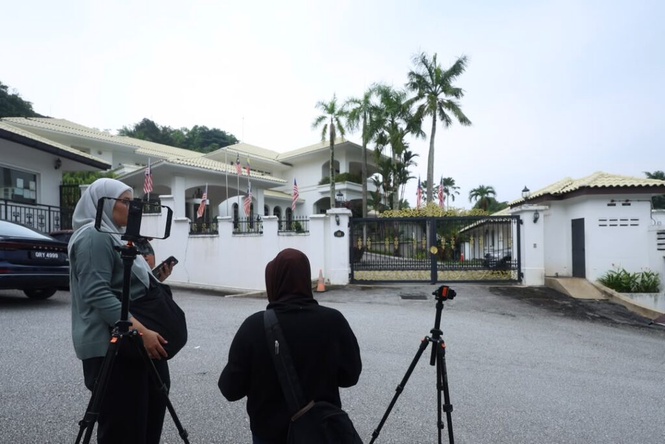Image from: SOP tahanan rumah Najib masih jadi tanda tanya