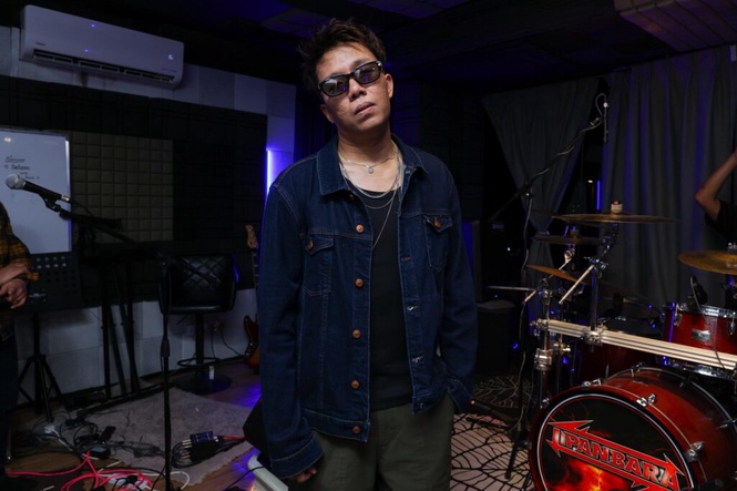 Image from: Saya tidak akan berhenti lagi, tahun depan saya akan ada album sulung – J Zainal