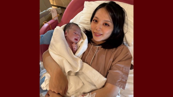 Image from: Ibu tujuh anak tular ketika kadar kelahiran di Jepun merosot