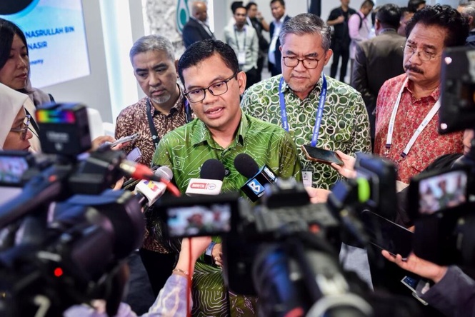 Image from: Minyak, gas kekal penting dalam peralihan tenaga Malaysia