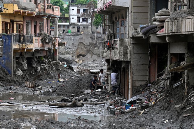 Image from: Keluarga 55 rakyat Malaysia di Nepal mahu moratorium pinjaman