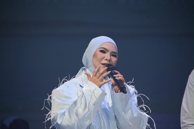 Image from: Eurovision: hantar anak jati Malaysia, berilah komen baik – Aina Abdul