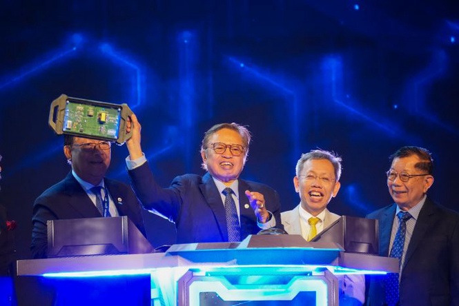 Image from: SMD Semiconductor perkenal cip GaN tempatan