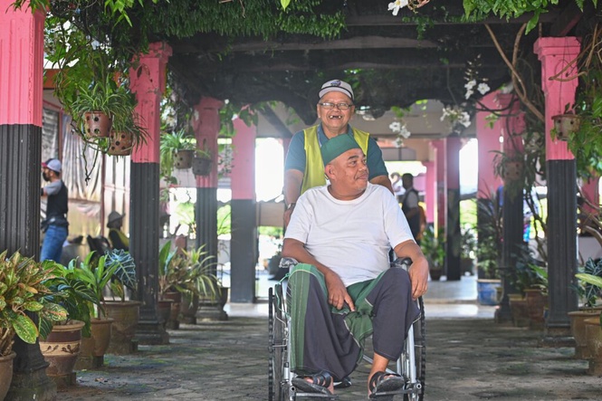 Image from: Penjagaan gigi pada usia emas sudah menjadi satu keperluan