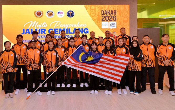 Image from: Weng Son buru pingat badminton, wushu