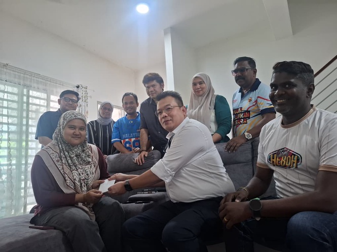 Image from: TPM hulur sumbangan kepada dua wartawan terlibat kemalangan