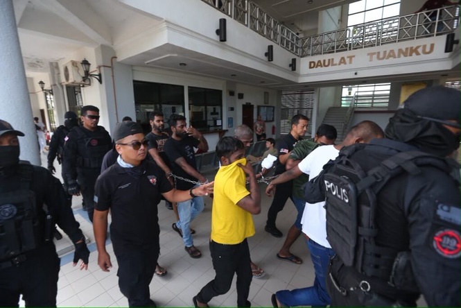 Image from: Sembilan lelaki ahli ‘Geng Suria’ didakwa