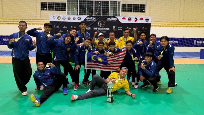 Image from: Malaysia naib juara IHF Trophy B-18