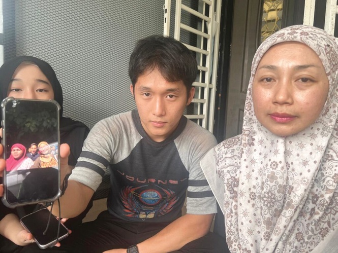 Image from: Ibu dipapah tuntut jenazah anak