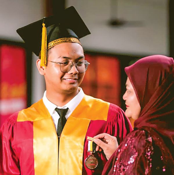 Image from: Mohammad Danish bangkit raih anugerah khas industri Politeknik Ungku Omar