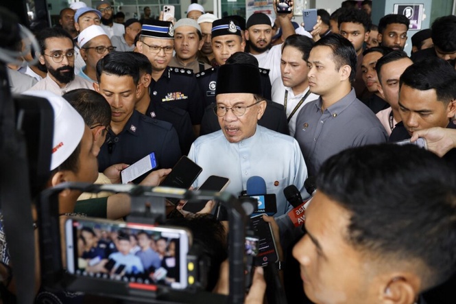 Image from: Kerajaan pertimbang haramkan Waze – PM