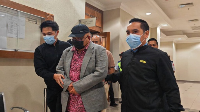 Image from: Bekas Ketua Polis Daerah Temerloh dipenjara lapan bulan sabit 46 tuduhan rasuah