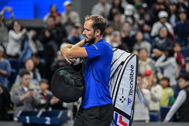 Image from: Djokovic mara final, penyertaan Medvedev dibatalkan